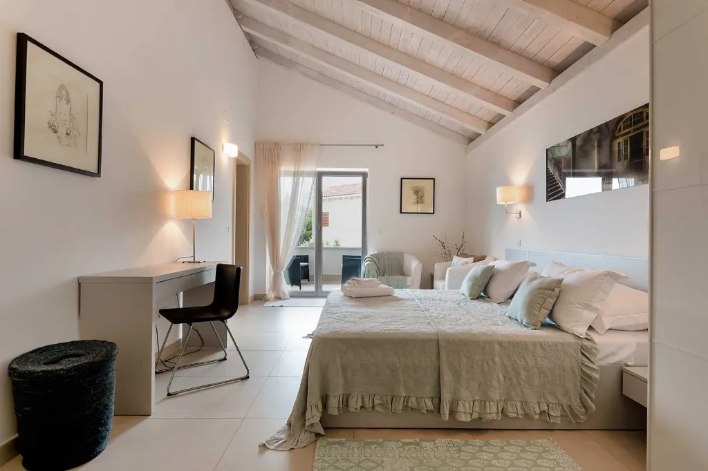 Seaside Villa in Selca, Brac for 14 Guests