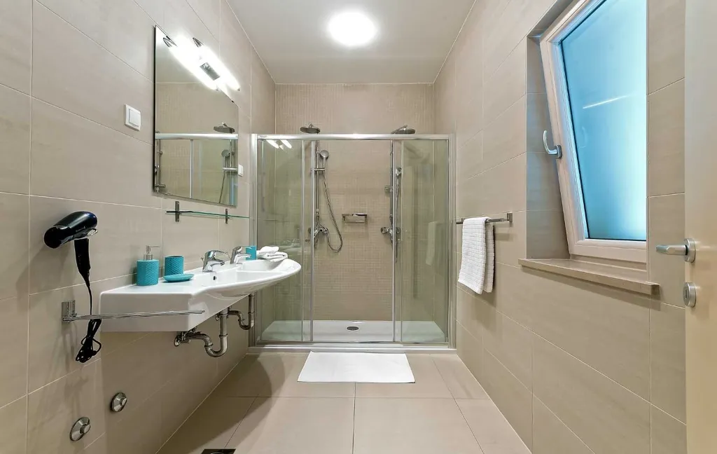 Seaside Villa in Selca, Brac for 14 Guests
