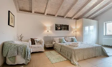 Seaside Villa in Selca, Brac for 14 Guests