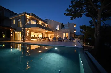 Seaside Villa in Selca, Brac for 14 Guests