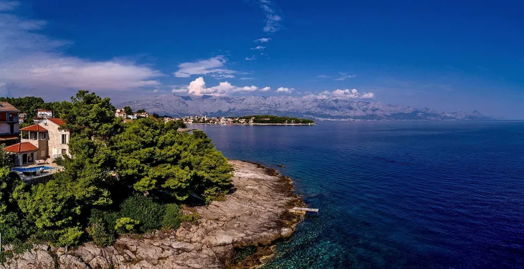 Seaside Villa in Selca, Brac for 14 Guests
