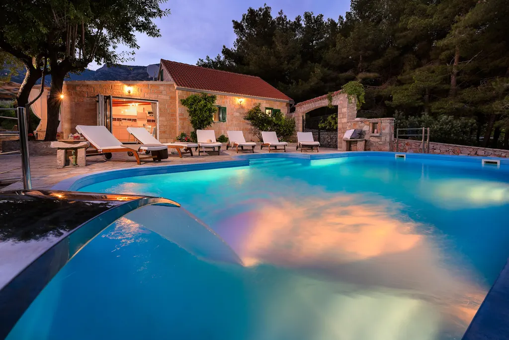 4-Bedroom Villa in Bol, Brač for Up to 8