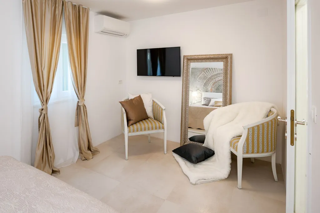 4-Bedroom Villa in Bol, Brač for Up to 8