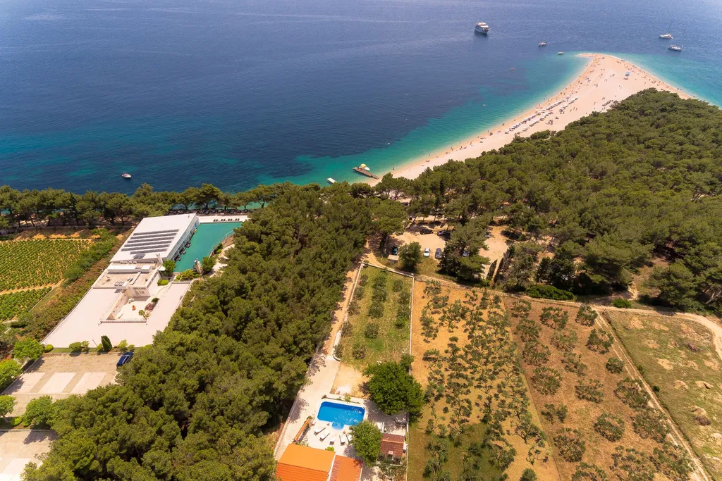 4-Bedroom Villa in Bol, Brač for Up to 8