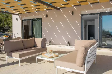 4-Bedroom Villa with Heated Pool in Milna, Brač