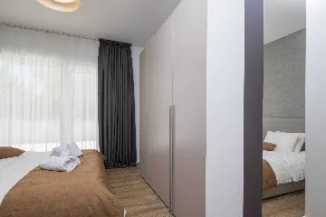 4-Bedroom Villa with Heated Pool in Milna, Brač