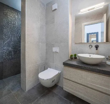 4-Bedroom Villa with Heated Pool in Milna, Brač