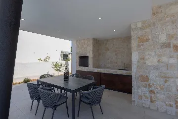 Ražanj Villa for 8 with Heated Infinity Pool