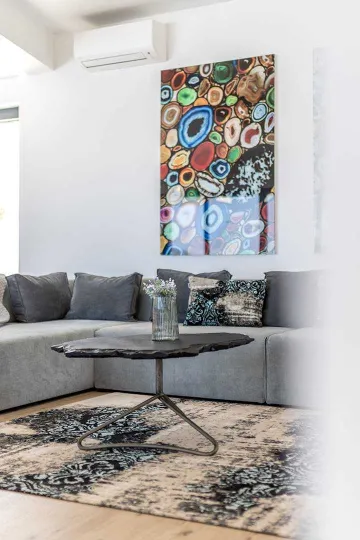 Ražanj Villa for 8 with Heated Infinity Pool