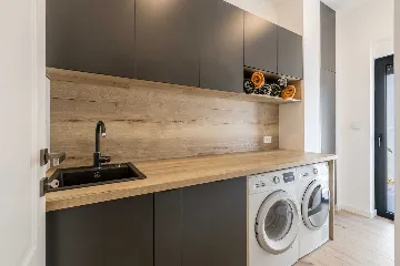 Ražanj Villa for 8 with Heated Infinity Pool