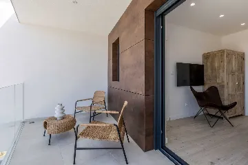 Ražanj Villa for 8 with Heated Infinity Pool