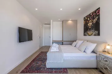 Ražanj Villa for 8 with Heated Infinity Pool