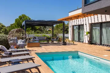 4-Bedroom Villa in Kanica, Croatia for 8 Guests