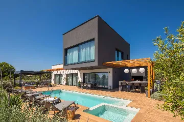 4-Bedroom Villa in Kanica, Croatia for 8 Guests