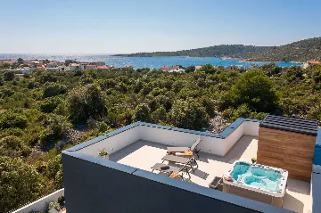 4-Bedroom Villa in Kanica, Croatia for 8 Guests