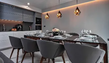 Villa in Promajna for 8 Guests with Heated Pool