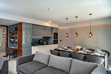 Promajna Villa for 8 Guests with Heated Pool