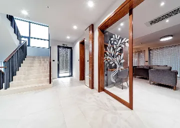 Promajna Villa for 8 Guests with Heated Pool