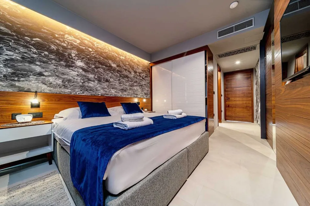 Promajna Villa for 8 Guests with Heated Pool