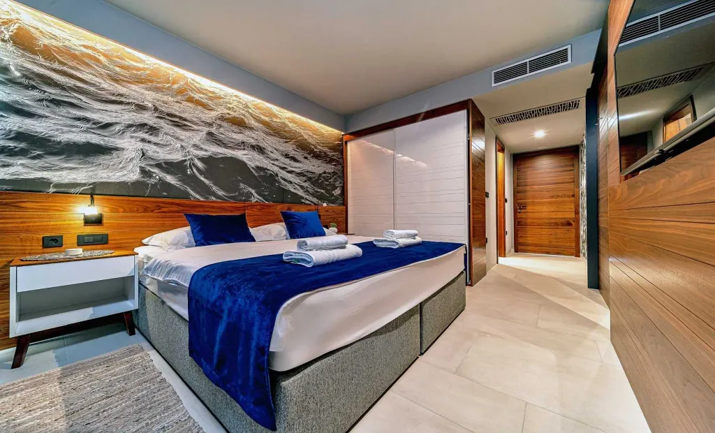 Promajna Villa for 8 Guests with Heated Pool