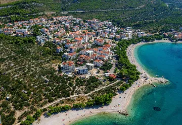 Promajna Villa for 8 Guests with Heated Pool