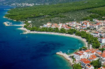 Promajna Villa for 8 Guests with Heated Pool