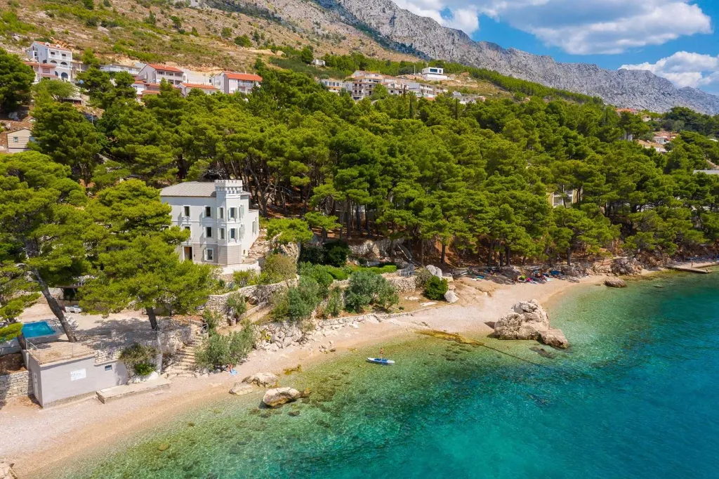 Lokva Rogoznica Villa with Private Pool for 8 Guests