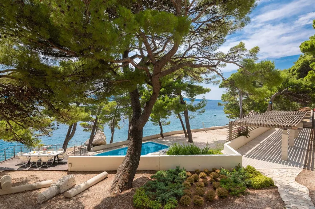 Lokva Rogoznica Villa with Private Pool for 8 Guests