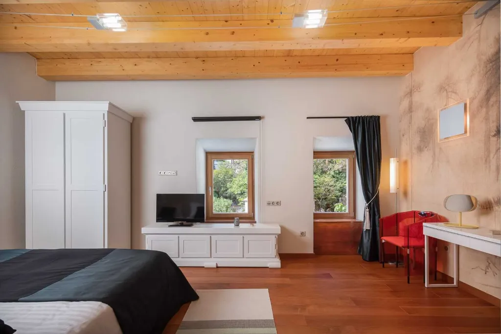 Lokva Rogoznica Villa with Private Pool for 8 Guests
