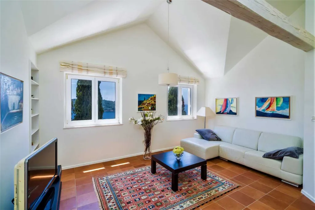 Dubrovnik 6-Bedroom Villa for 12 with Private Pool