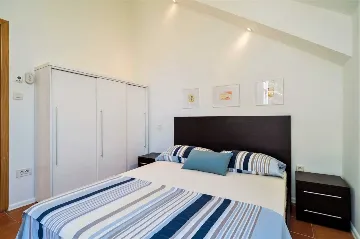 Dubrovnik 6-Bedroom Villa for 12 with Private Pool