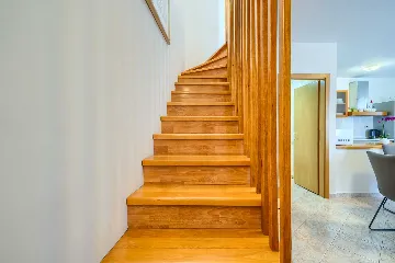 3-Bedroom Villa with Private Heated Pool in Sumartin