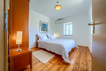 3-Bedroom Villa with Private Heated Pool in Sumartin