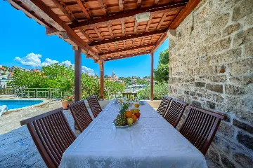 3-Bedroom Villa with Private Heated Pool in Sumartin