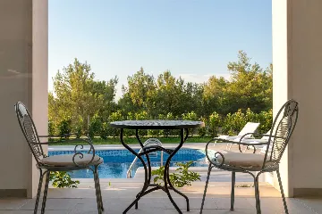 4-Bedroom Heated Pool Villa in Milna, Brač