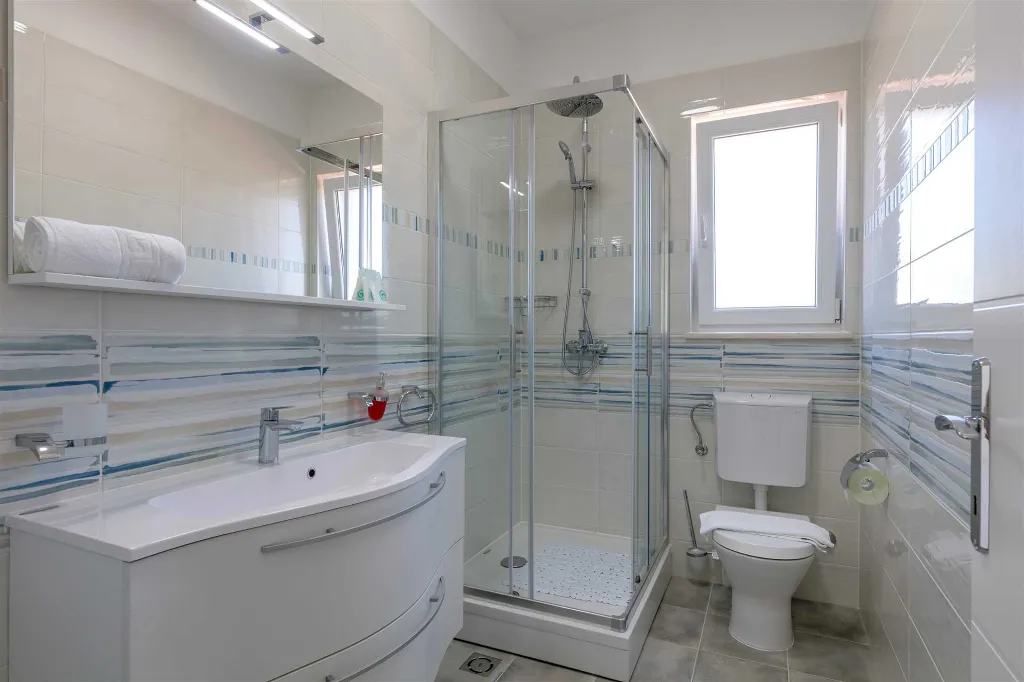 4-Bedroom Heated Pool Villa in Milna, Brač