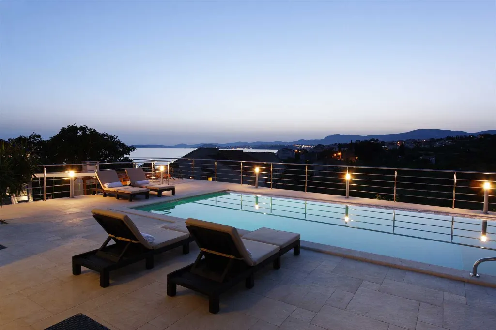 Podstrana 4-Bedroom Villa with Heated Pool