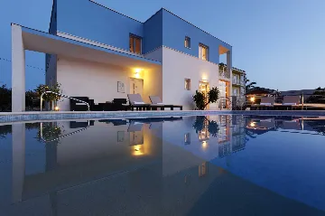Podstrana 4-Bedroom Villa with Heated Pool