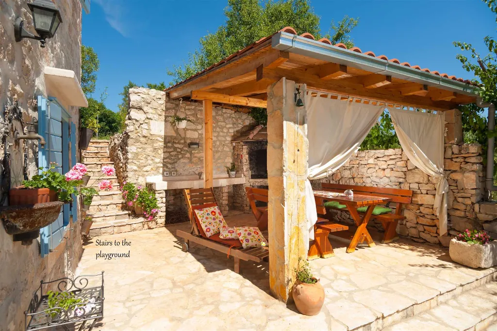 Stone Villa in Milna, Brač with Private Pool