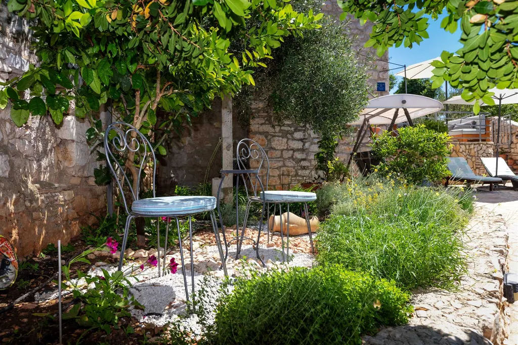 Stone Villa in Milna, Brač with Private Pool