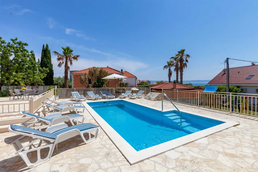 4-Bedroom Villa in Sumartin, Brač for up to 10