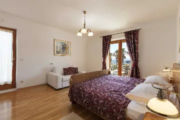 4-Bedroom Villa in Sumartin, Brač for up to 10