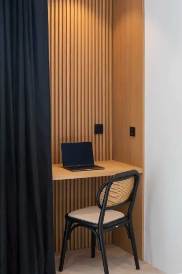 Sutivan 4-Bedroom Villa with Heated Pool & Sauna