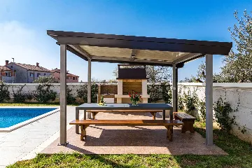 Valbandon Pula 6BR Villa with Heated Pool (12)