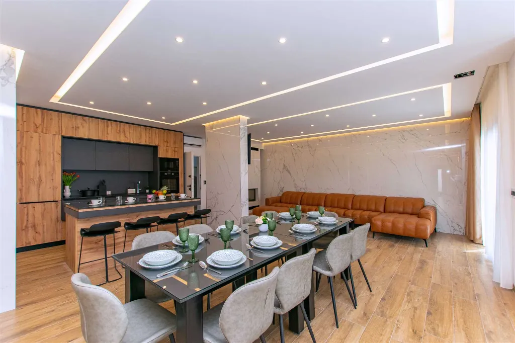 Jesenice Villa for 20 Guests with Sea View