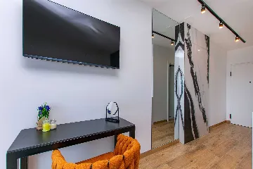 Jesenice Villa for 20 Guests with Sea View