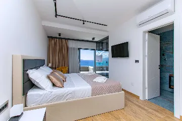 Jesenice Villa for 20 Guests with Sea View