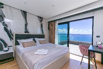 Jesenice Villa for 20 Guests with Sea View