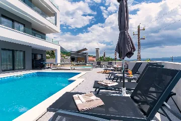 Jesenice Villa for 20 Guests with Sea View