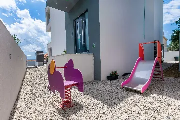 Jesenice Villa for 20 Guests with Sea View